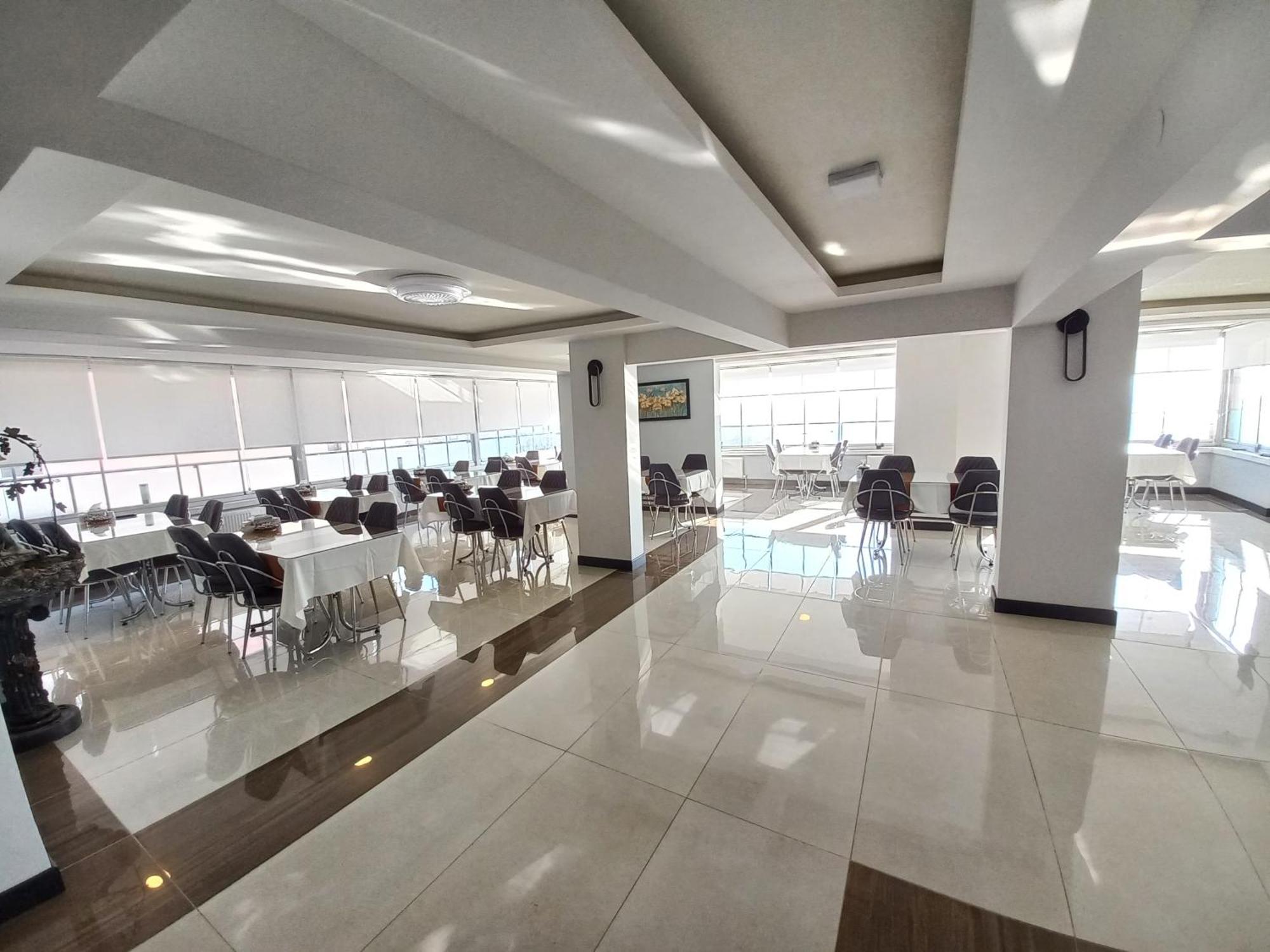 Otel Grand Belli