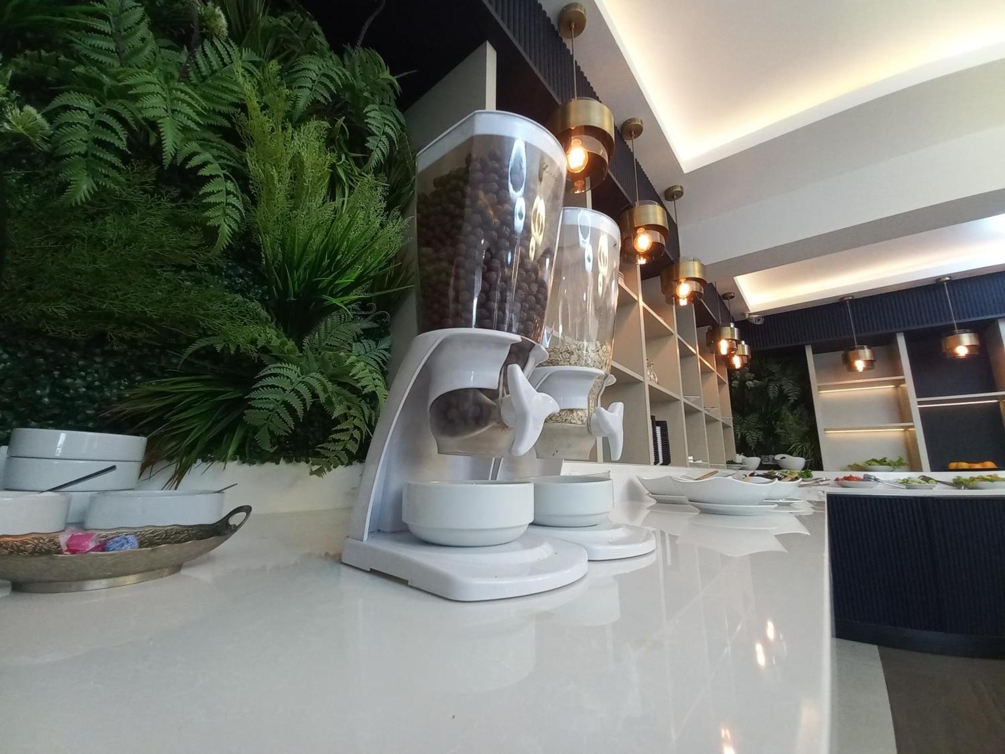 Otel Grand Belli 3*